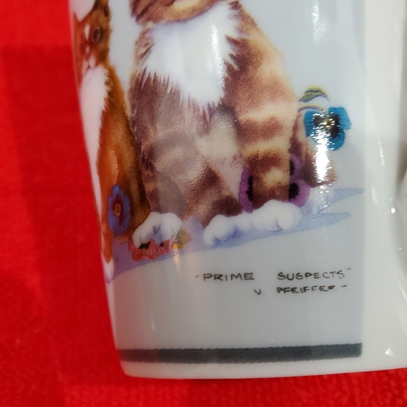 Porcelain Mug with 3 Kittens and Pansies - Picture 4 of 6